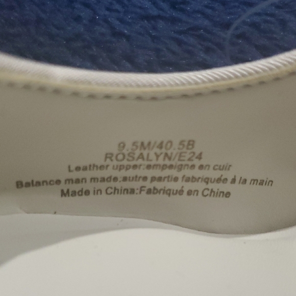 Karl Lagerfeld Soft White Cream Rosalyn Nappa Heels - Picture 3 of 13